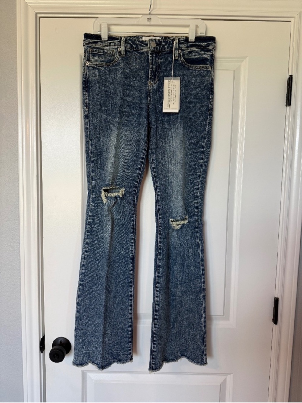 NWT DEAR JOHN Women’s Bootcut Jeans Size 29 Medium Wash